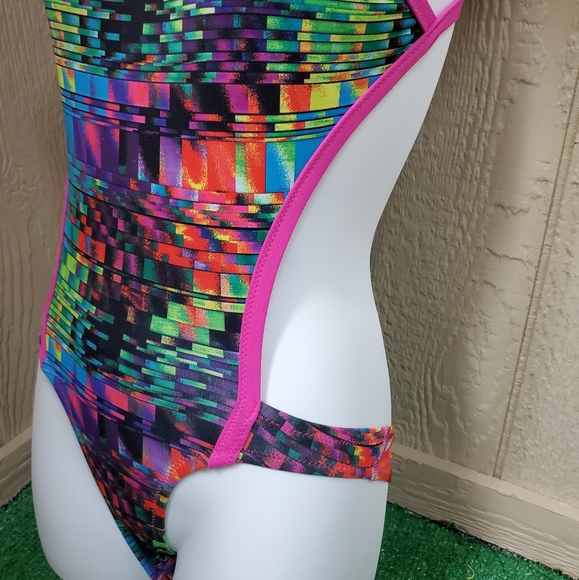 Speedo Swimsuit Eye Spy Printed Vee 2 Women's One- - Picture 6 of 9